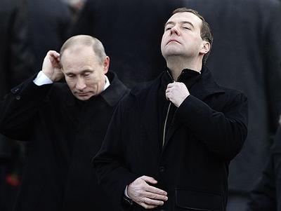 Хроника "соперничества" президента Медведева и премьер-министра Путина