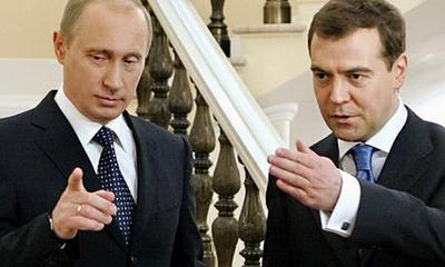 Медведев против Путина
